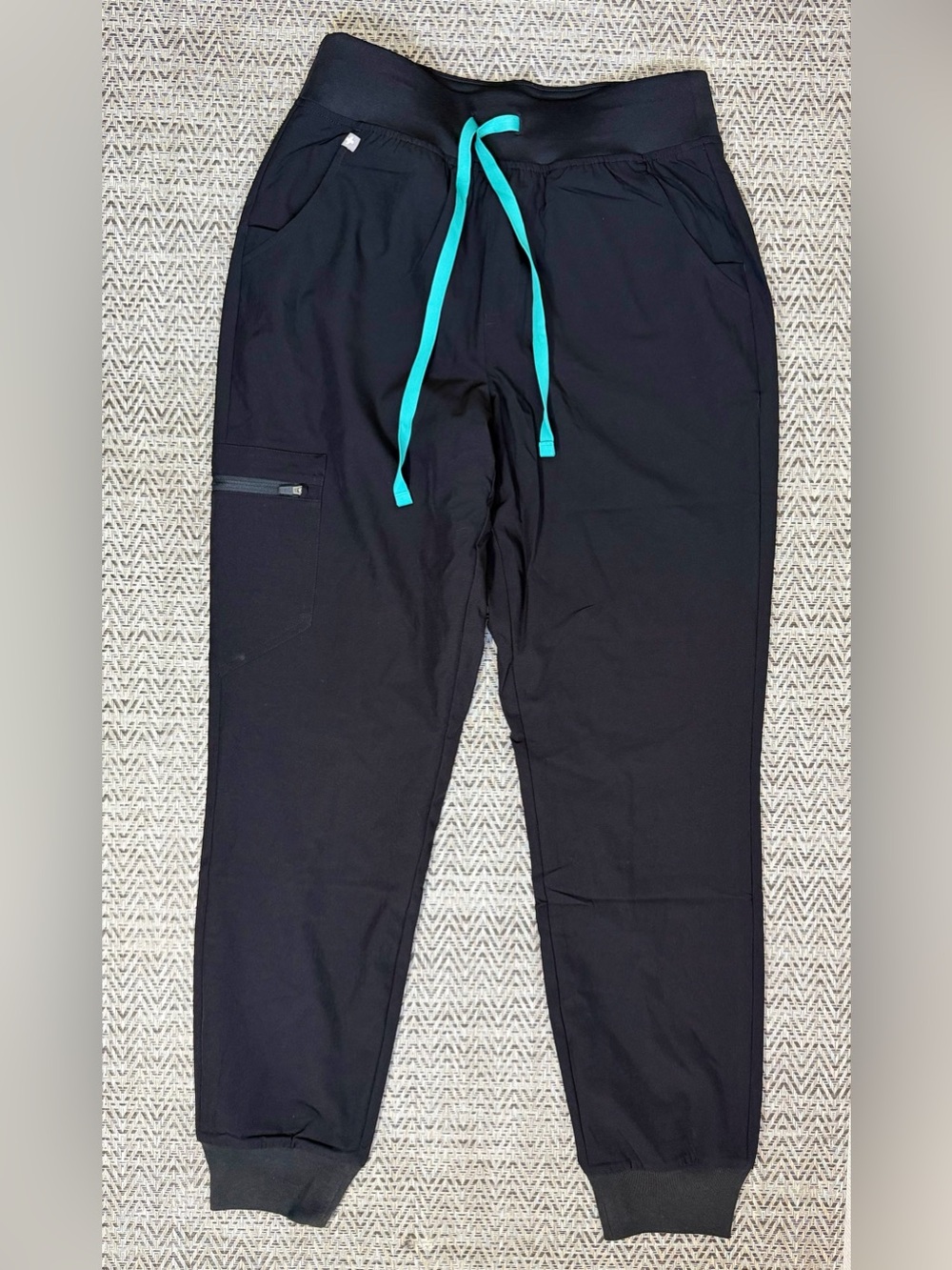NWT FIGS Technical Collection Jogger Scrub Pants Black Size S Drawstring Stretch